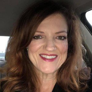 Meet your Posher, Marianne